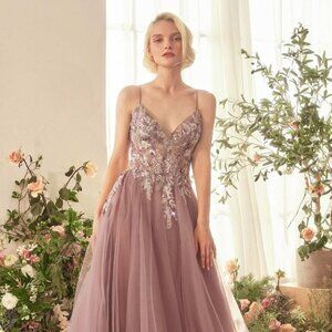 NEW LONG FORMAL A-LINE SLEEVELESS TULLE GOWN W/ FLORAL LACE APPLIQUE CD A1419